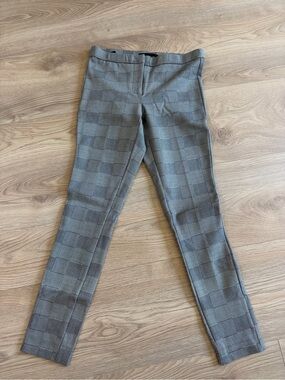 Amanda & Chelsea Black and White Plaid Skirt